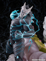 Kaiju No.8 SHIBUYA SCRAMBLE FIGURE PVC Statue 1/7 Kaiju No.8 & Kafka Hibino 29 cm    4580787175956