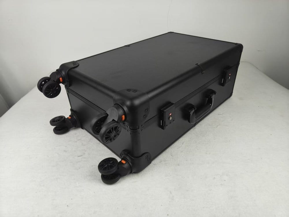 Evoretro Trading Card Luggage Wheeled Case 5-Rows Round Aluminum 56.0 x 35.4 cm 3701492111331
