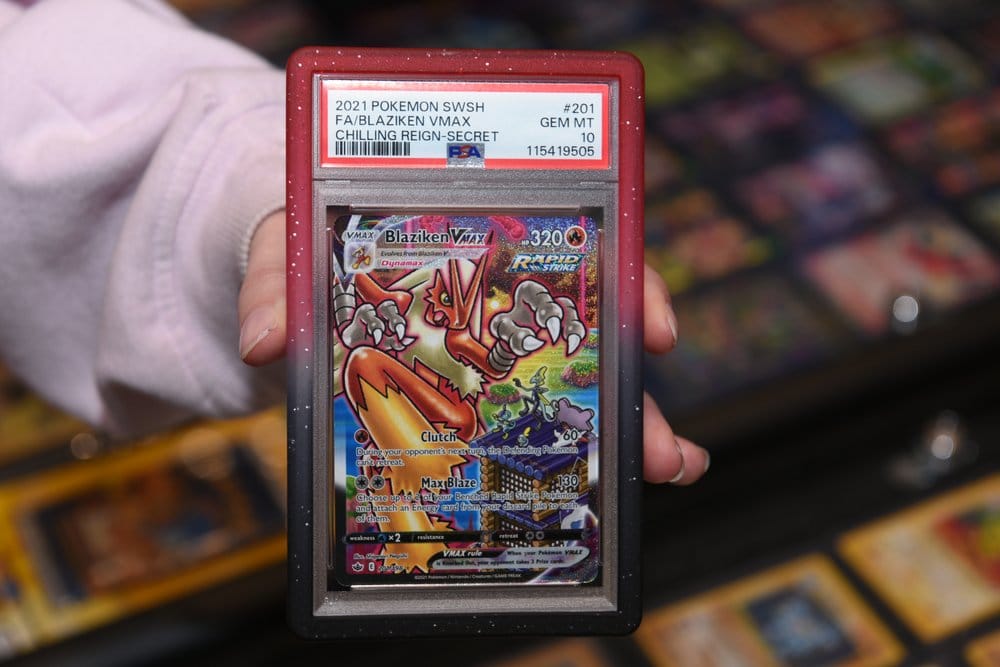Evoretro Bumper for PSA Graded Card Slab Gradient Red-Black Glitter 3701492112000