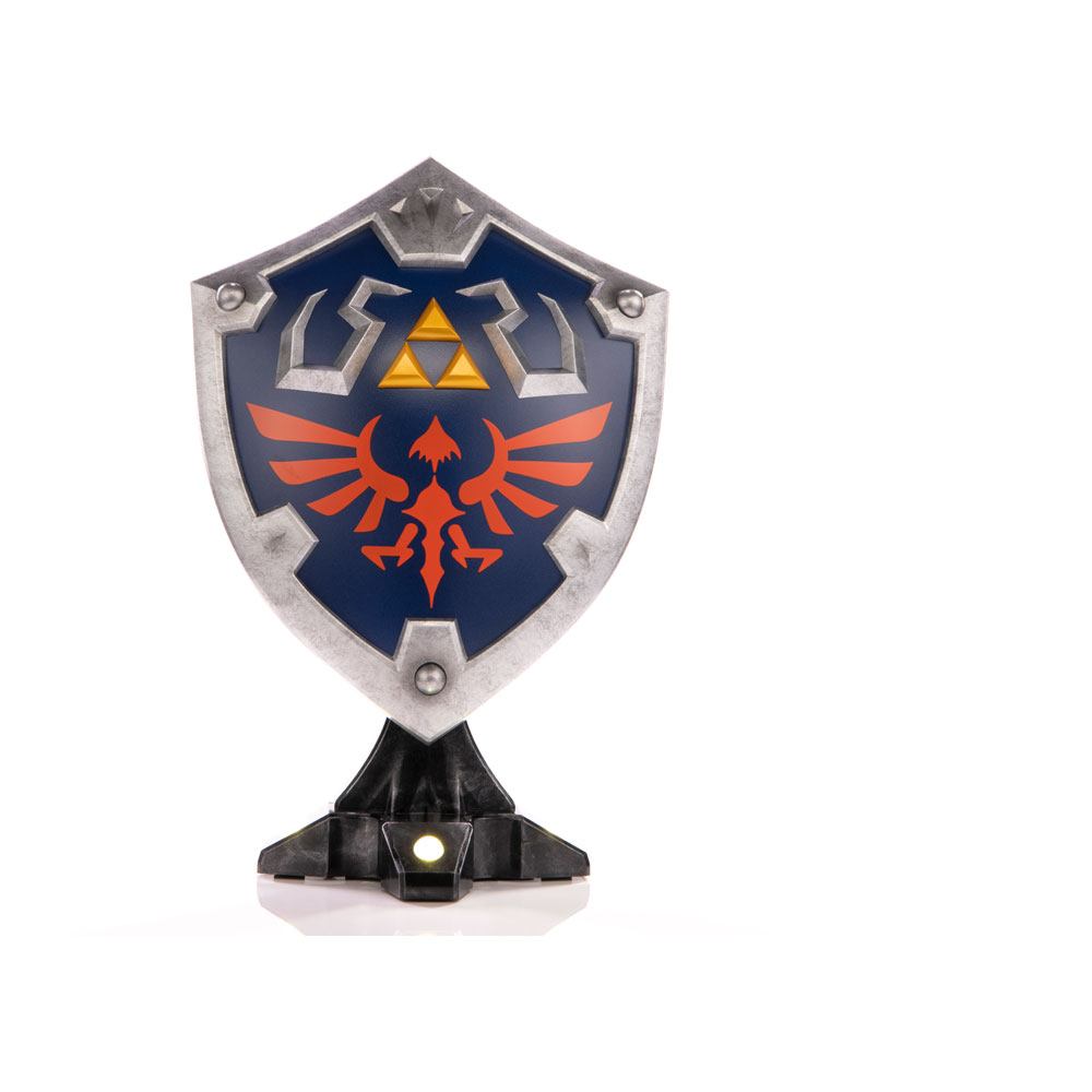 The Legend of Zelda Breath of the Wild PVC Statue Hylian Shield Collector's Edition 29 cm 5060316623923