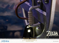 The Legend of Zelda Breath of the Wild PVC Statue Hylian Shield Collector's Edition 29 cm 5060316623923