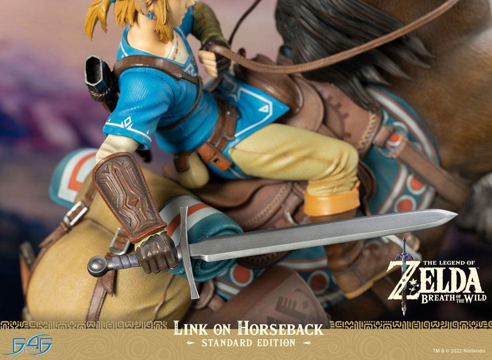 The Legend of Zelda Breath of the Wild Statue 5060316625699