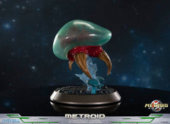 Metroid Prime PVC Figure Metroid (Standard) (Glow in the Dark) 21 cm 5060316628638