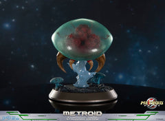 Metroid Prime PVC Figure Metroid (Standard) (Glow in the Dark) 21 cm 5060316628638