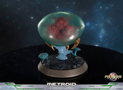 Metroid Prime PVC Figure Metroid (Standard) (Glow in the Dark) 21 cm 5060316628638
