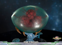 Metroid Prime PVC Figure Metroid (Standard) (Glow in the Dark) 21 cm 5060316628638