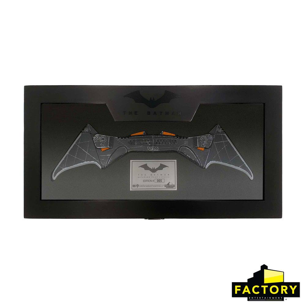 The Batman Prop Replica 1/1 Batarang Limited  5060224088999
