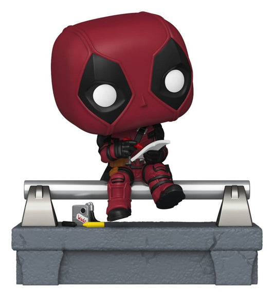 Marvel POP! Deluxe Vinyl Figure Deadpool on Bridge 9 cm 0889698808484