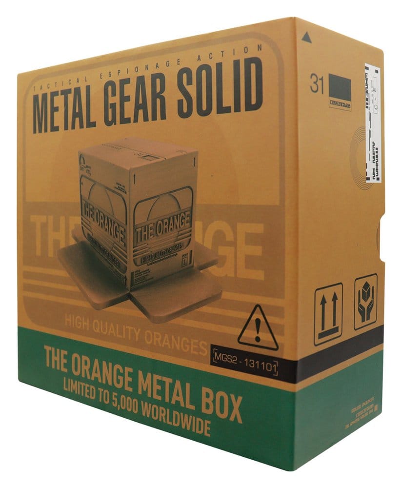 Metal Gear Solid 2 Replica Cardboard Box Antique Gold   5060948298100