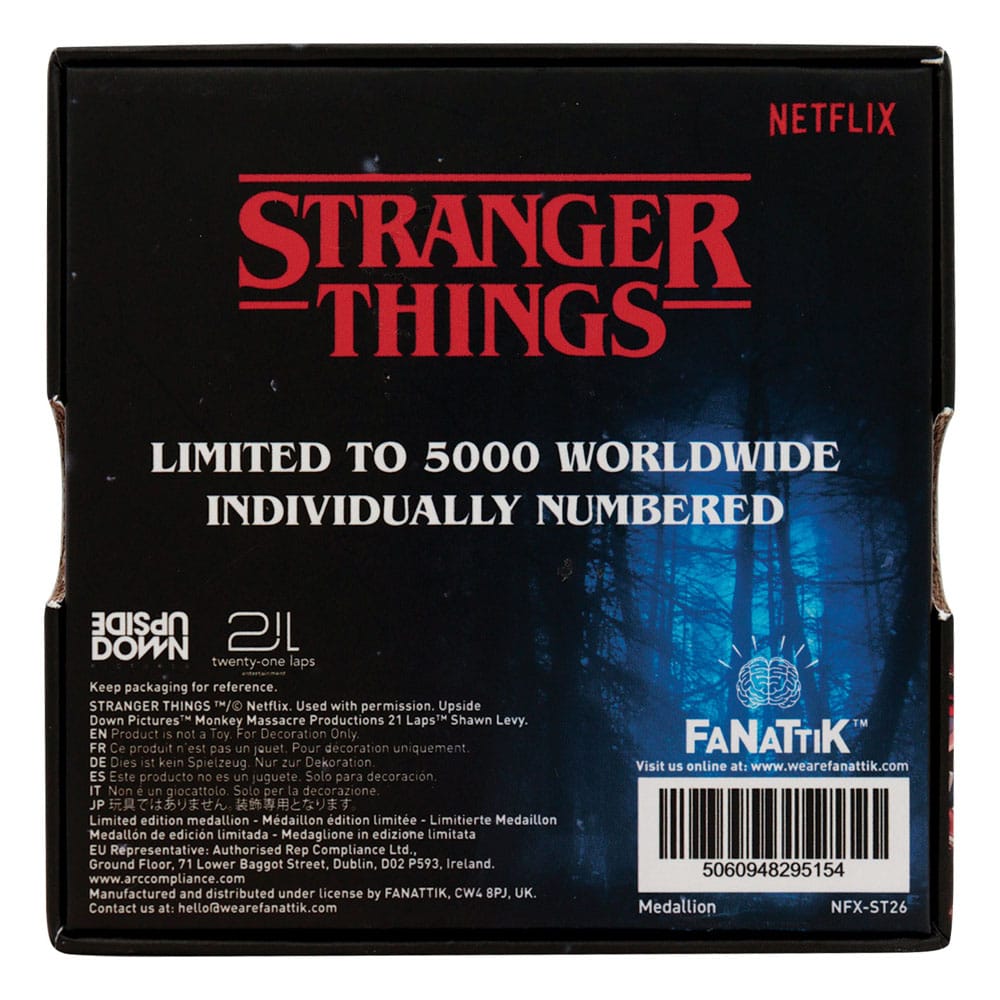 Stranger Things Medallion Hellfire Club Limited Edition   5060948295154
