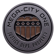 2000 AD Collectable Coin Judge Dredd Mega-City One Limited Edition  5060948297066