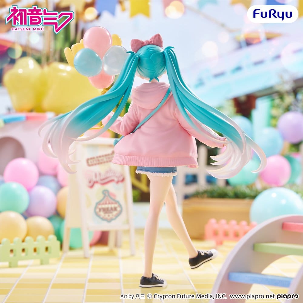 Hatsune Miku Muchute PVC Figure Theme Park Date Version 19 cm 4571623516712