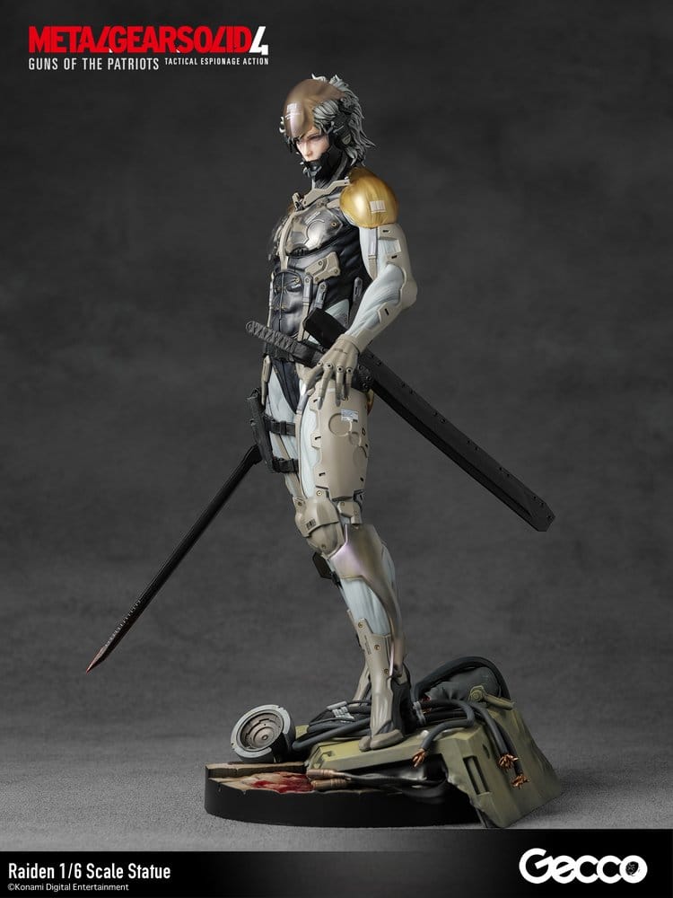Metal Gear Solid 4 Guns of the Patriots Statue 1/6 Raiden 32 cm 4580744651035