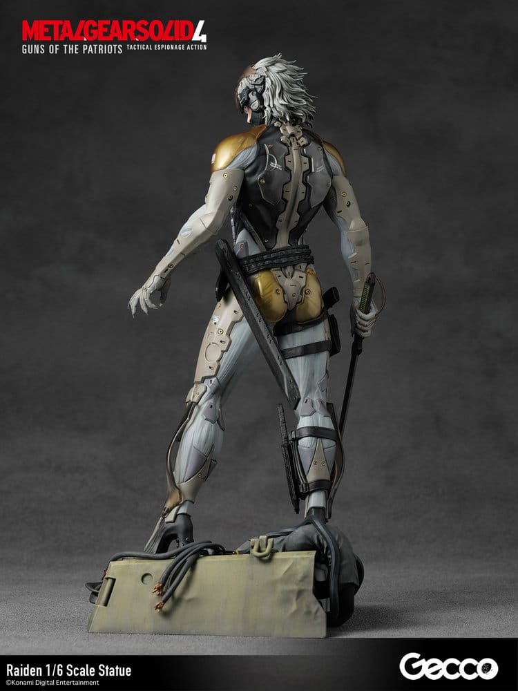 Metal Gear Solid 4 Guns of the Patriots Statue 1/6 Raiden 32 cm 4580744651035