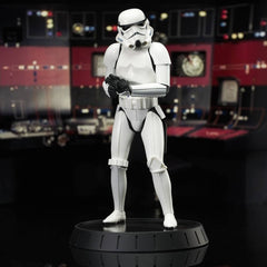 Star Wars Episode IV Milestones Statue 1/6 Han Solo (Stormtrooper Disguise) 40th Anniversary Exclusive 30 cm 0699788842379