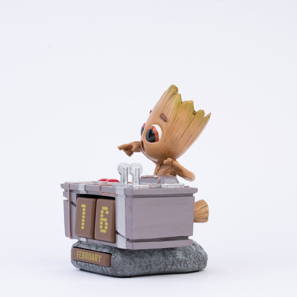 Marvel 3D Perpetual Calendar Groot Death Button 12 cm 8435497280789