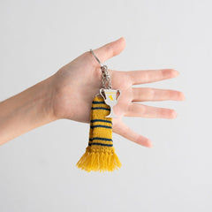 Harry Potter Keyring Hufflepuff Scarf 15 cm 8435747809494