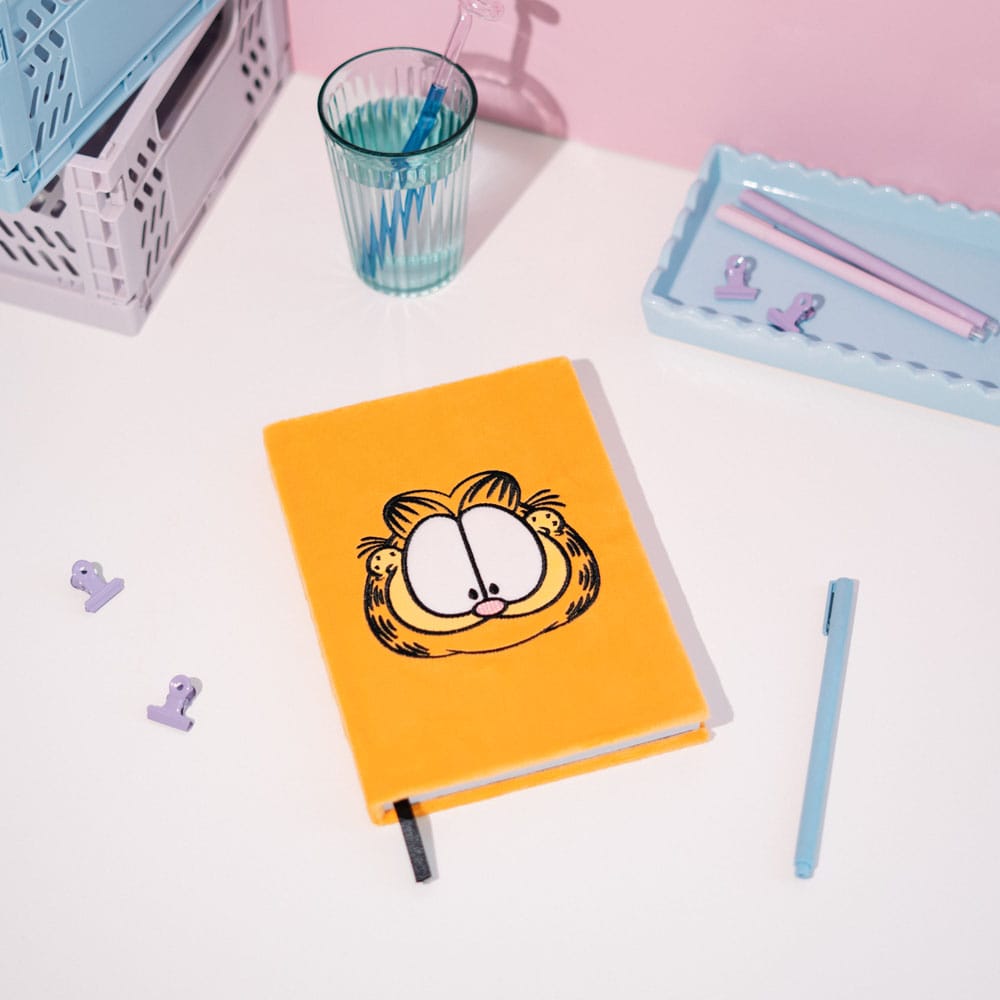 Garfield Premium Plush Notebook A5  8435747812333
