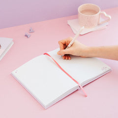 Pusheen Premium Plush Notebook A5  8435747812340