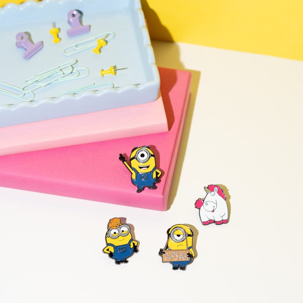 Minions Pin Badges Set of 4 8435747825883