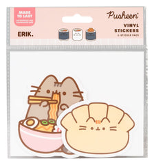Pusheen Vinyl-Sticker Sushi Roll Vol. 6 2er SetPusheen Vinyl Stickers Sushi Roll Vol. 6 Set of 2Pusheen autocollants en vinyle Sushi Roll Vol. 6 Set de 2Pusheen Pegatinas de vinilo Sushi Roll Vol. 6 Set de 2 8435747828532