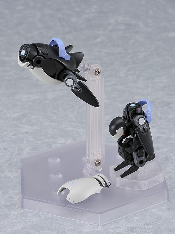 Navy Field 152 Act Mode Plastic Model Expansion Kit: Action Figure Tia & Type Penguin 14 cm 4580590189157