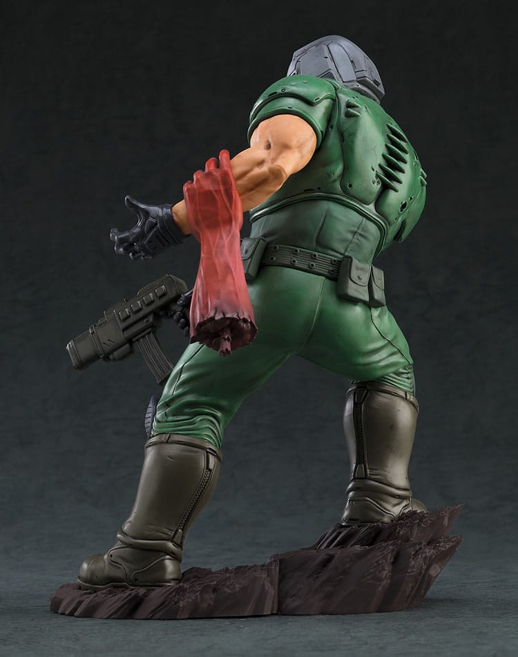 Doom Pop Up Parade PVC Statue Doom Marine 17 cm 4580590207202
