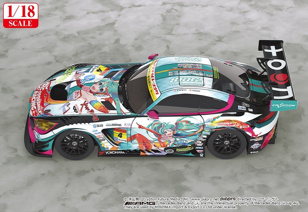 Hatsune Miku GT Project Vehicle 1/18 Good Smile Hatsune Miku AMG 2016 SUPER GT Ver. 26 cm 4570232585614