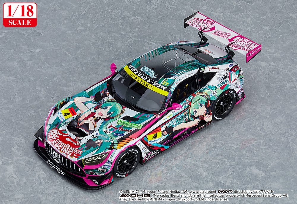 Hatsune Miku GT Project Vehicle 1/18 Good Smile Hatsune Miku AMG 2020 SUPER GT Okayama Test Ver. 26 cm 4570232585652