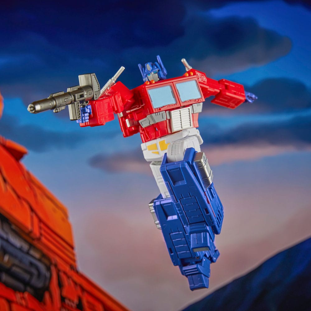 The Transformers: The Movie Generations Studio Series Commander Class Action Figure Optimus Prime 18 cm 5010996211835