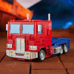 The Transformers: The Movie Generations Studio Series Commander Class Action Figure Optimus Prime 18 cm 5010996211835