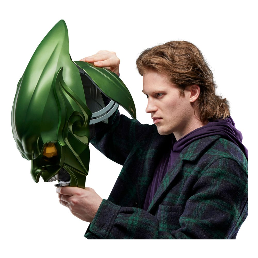 Spider-Man: No Way Home Marvel Legends Roleplay Replica Green Goblin Premium Helmet 5010996246172