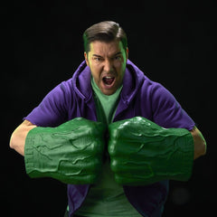 The Incredible Hulk Marvel Legends Premium Roleplay Fists 5010996435620