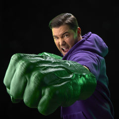 The Incredible Hulk Marvel Legends Premium Roleplay Fists 5010996435620