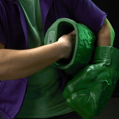 The Incredible Hulk Marvel Legends Premium Roleplay Fists 5010996435620