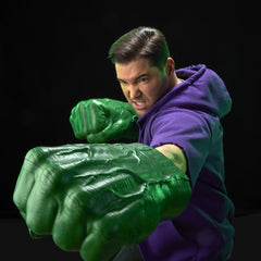 The Incredible Hulk Marvel Legends Premium Roleplay Fists 5010996435620