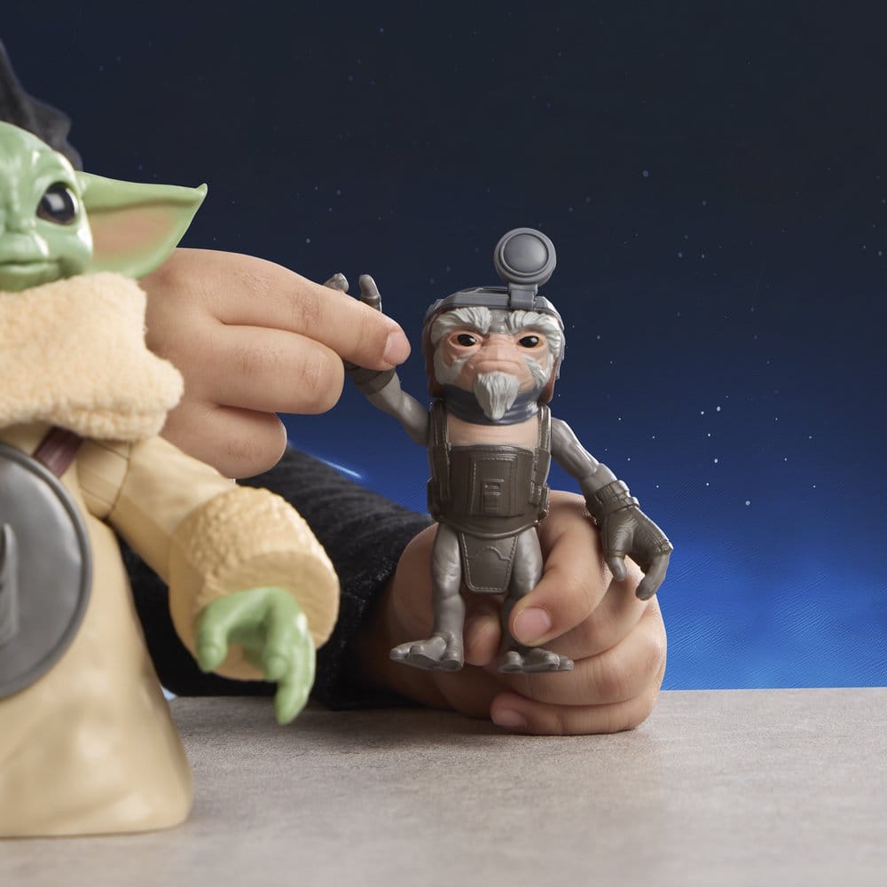 Star Wars: The Mandalorian & Grogu Elektronische Actionfigur Knuddelspaß Grogu & Anzellaner 17 cmStar Wars: The Mandalorian & Grogu Electronic Action Figure Huggin' Grogu & Anzellan 17 cmStar Wars: The Mandalorian & Grogu figurine électronique Câlins Grog 5010996360984