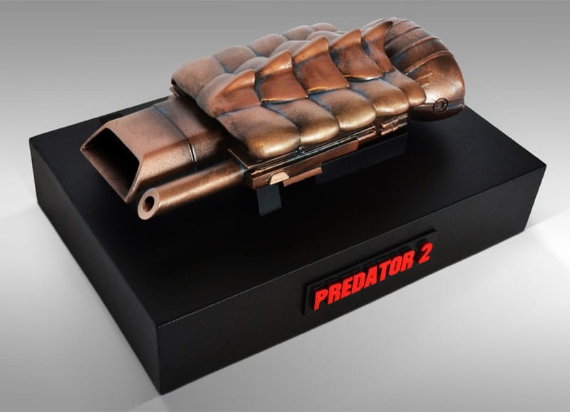 Predator 2 Model Life-Size Replica Plasmacaster 25 cm  0798118011826