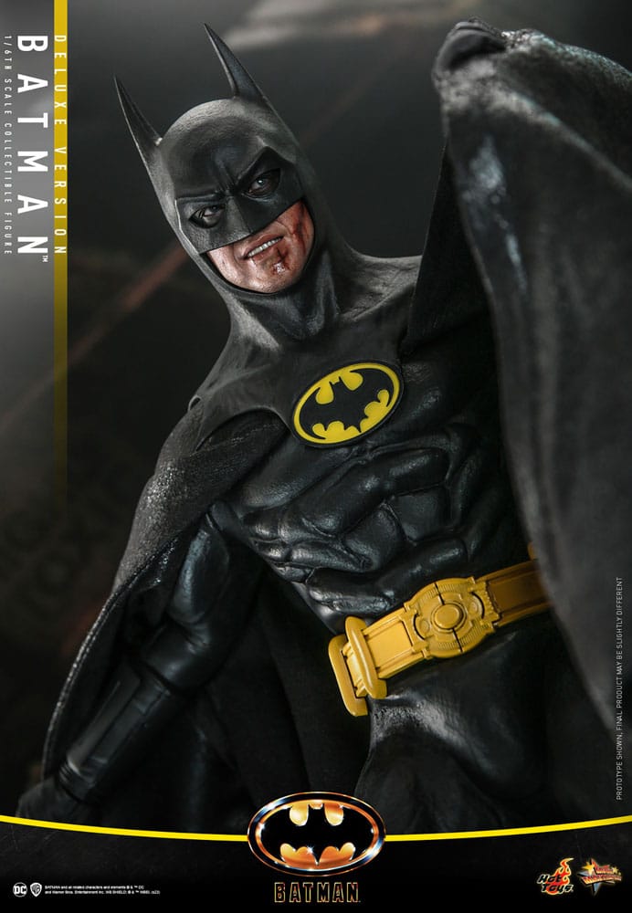 DC Comics THE BATMAN LE FILM - FIGURINE 30 CM BATMAN DELUXE - - Figurine  Batman Wing