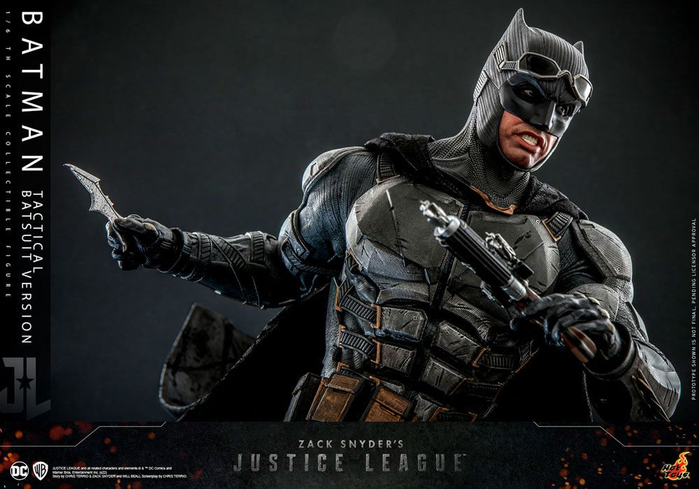 Zack Snyder`s Justice League Action Figure 1/6 Batman (Tactical Batsuit Version) 33 cm 4895228612496