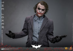 The Dark Knight DX Action Figure 1/6 The Joker (Bank Robber Version) 30 cm 4895228622594