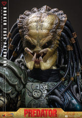 Alien vs. Predator Comic Masterpiece Action Figure 1/6 Broken Tusk Predator 35 cm 4895228623423