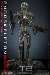 Terminator 2: Judgment Day Movie Masterpiece Die-cast  Action Figure 1/6 Endoskeleton (Battle Damaged Version) 31 cm 4895228623454