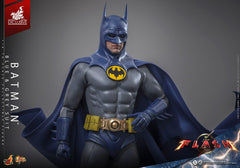 The Flash Movie Masterpiece Action Figure 1/6 Batman (Blue & Grey Suit) Limited Edition Hot Toys Exclusive 30 cm 915011
