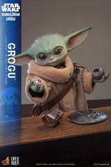 Star Wars: The Mandalorian & Grogu Life-Size Figure Grogu 38 cm 4895228623324