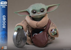 Star Wars: The Mandalorian & Grogu Life-Size Figure Grogu 38 cm 4895228623324