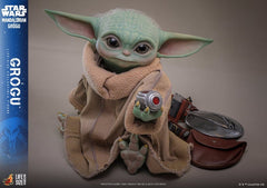 Star Wars: The Mandalorian & Grogu Life-Size Figure Grogu 38 cm 4895228623324