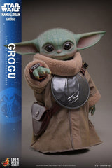 Star Wars: The Mandalorian & Grogu Life-Size Figure Grogu 38 cm 4895228623324