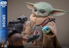 Star Wars: The Mandalorian & Grogu Life-Size Figure Grogu 38 cm 4895228623324