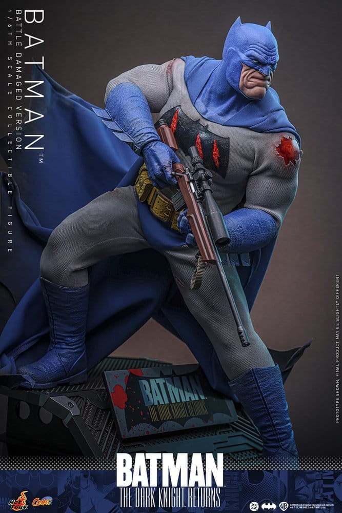Batman: The Dark Knight Returns Comic Masterpiece Action Figure 1/6 Batman (Battle Damaged Version) 32 cm 4895228625007